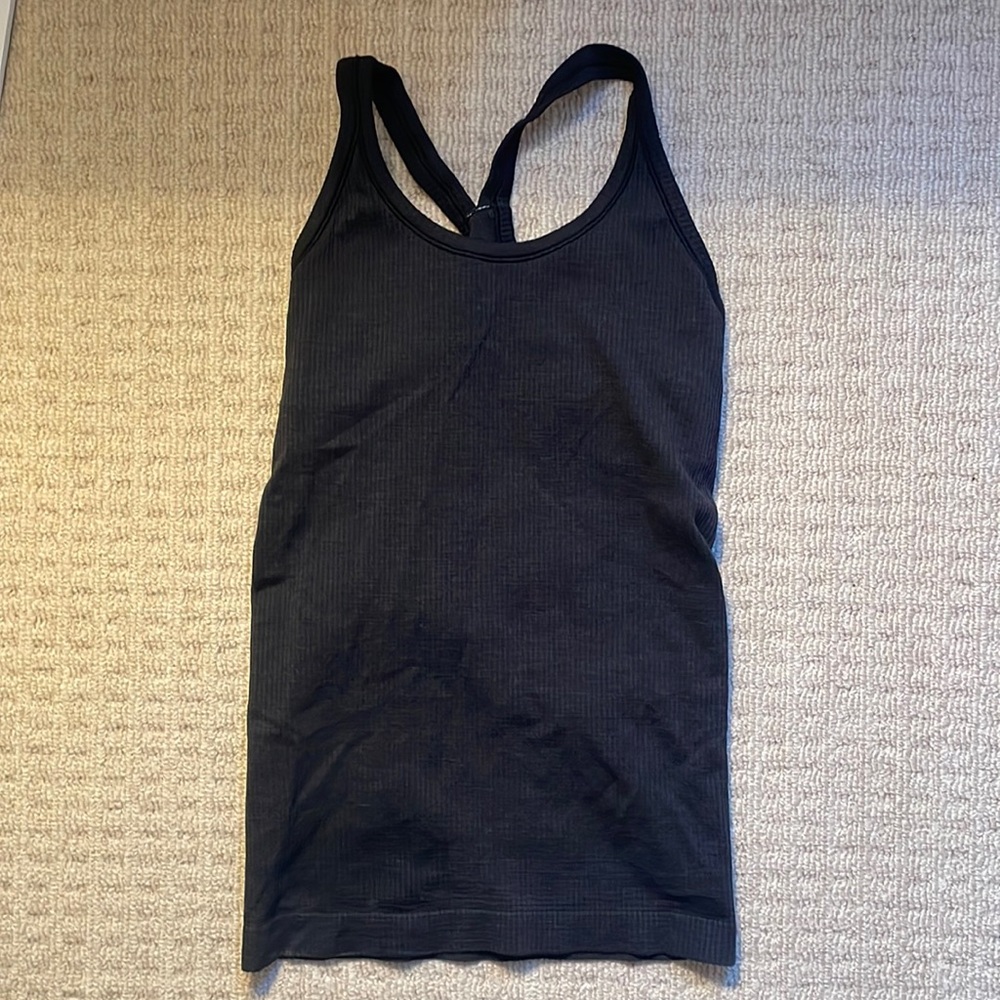 Lululemon Ebb to Street Tank